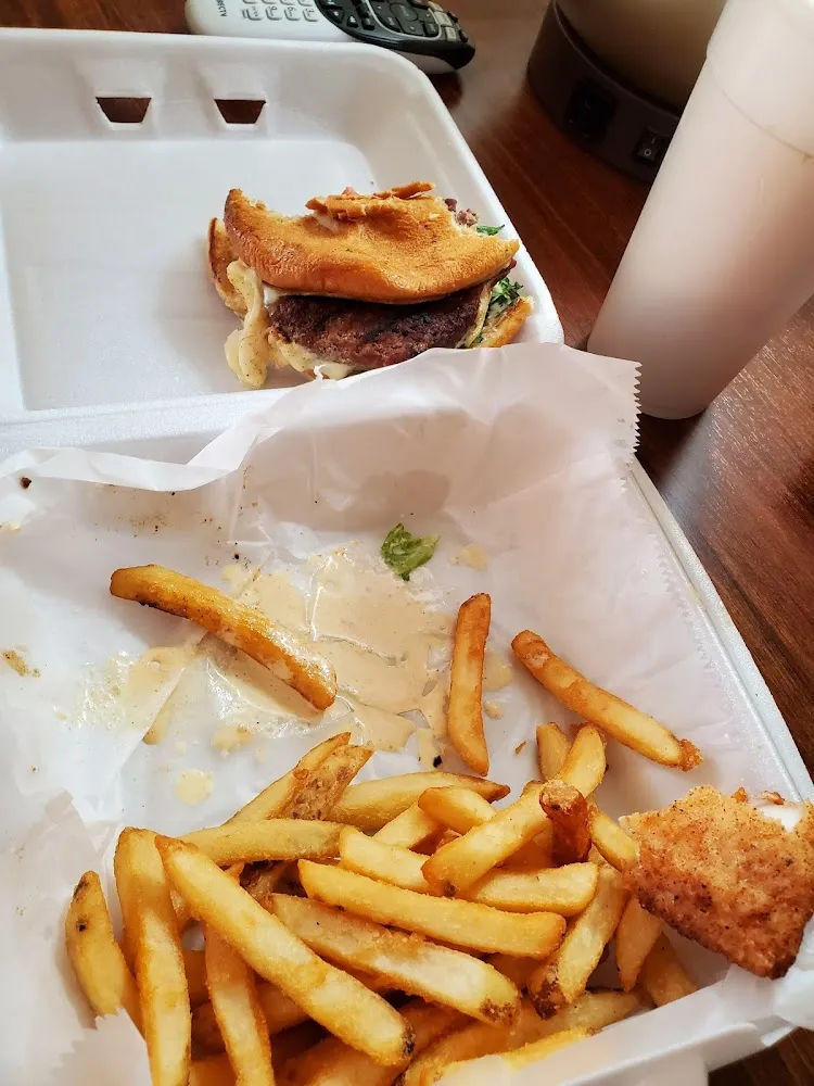 Cheeseburger and Fries